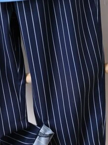 SHEIN 小男童公牛圖案T恤和條紋圖案長褲 - 藍色 - 查看 4