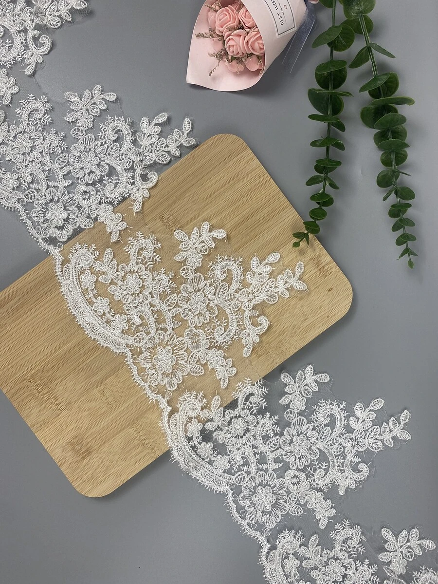 1入組白色蕾絲裝飾花朵刺繡服裝裝飾用於DIY縫紉 - 白色 - 查看 1