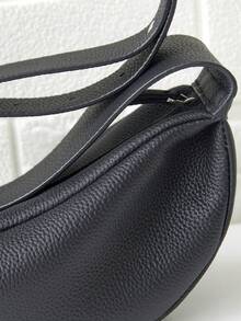 Donnain Black Genuine Leather Sling Bag Women Stylish Crescent Chest Bag Hobo Bag - Black - View 8