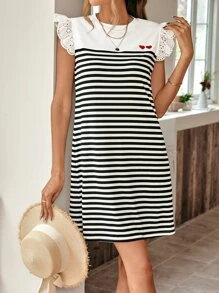 SHEIN Frenchy 條紋和心形印花蝴蝶袖連衣裙 - 黑與白 - 查看 4