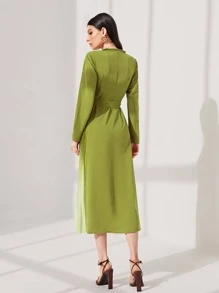 Modelyn Ombre Lapel Neck Pleated Hem Belted Dress - Mint Green - View 2