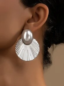 1pair Fashionable Ruched Detail Stud Earrings For Women For Party - Silver - View 1