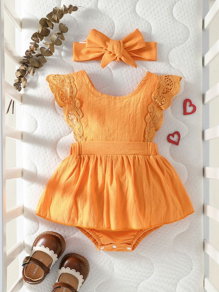 嬰兒鏤空蕾絲花邊拼接連體衣洋裝和配件髮箍