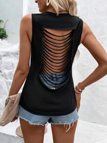SHEIN LUNE 後鏤空背心上衣 - 黑色 - 查看 1