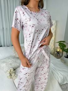 Floral Print Lettuce Trim Tee & Pants PJ Set / Pajama Set Bridallingerie - White - View 5