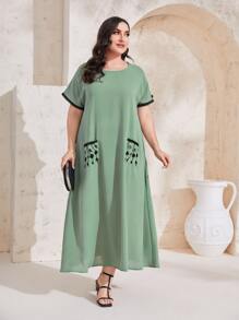 Al Najma Plus Floral Print Contrast Binding Arabian Dress - Green - View 1