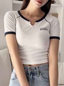 DAZY Letter Patched Contrast Binding Notched Neckline Raglan Sleeve Crop Tee - White - View 4