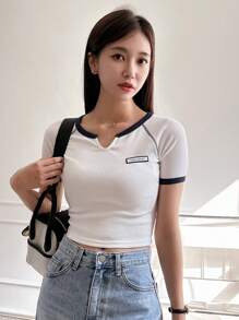 DAZY Letter Patched Contrast Binding Notched Neckline Raglan Sleeve Crop Tee - White - View 5
