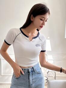 DAZY Letter Patched Contrast Binding Notched Neckline Raglan Sleeve Crop Tee - White - View 6