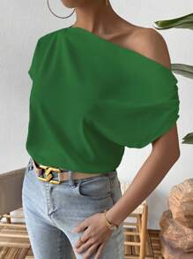 SHEIN Privé Blusa unicolor de cuello asimétrico de manga murciélago - Verde - Ver 3