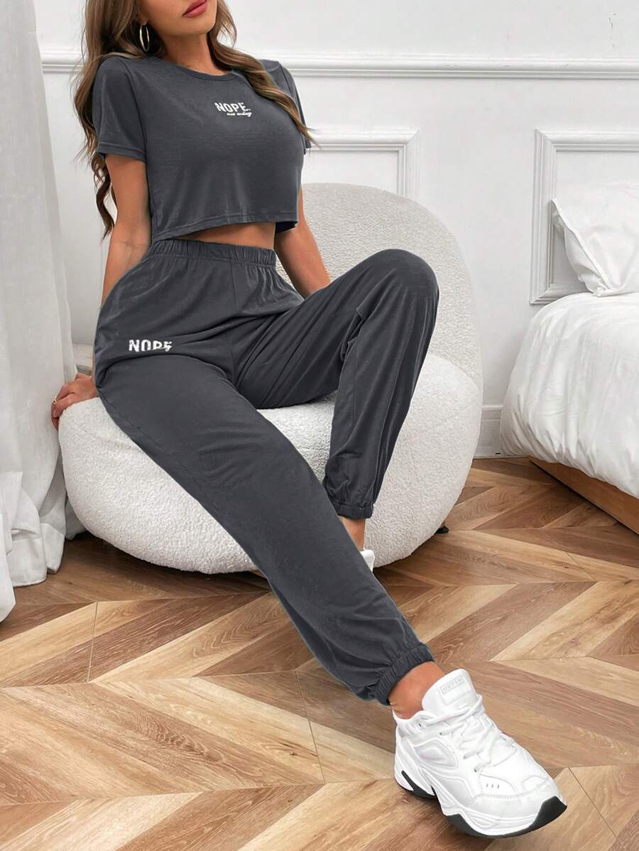 SHEIN LUNE 字母圖案T恤和運動褲 - 深灰色 - 查看 1