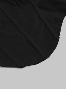 SHEIN MOD Sweetheart Neck Ruched Bustier Bandana Hem Crop Tee