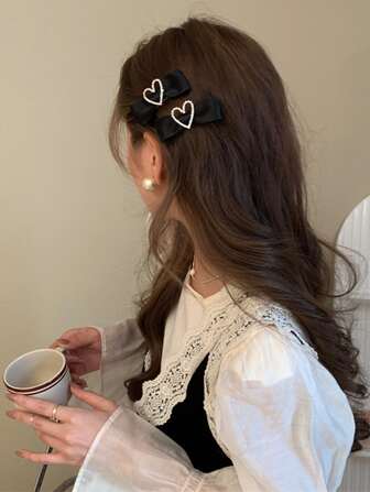 2 件心形和蝴蝶结装饰发夹爪夹发夹发夹