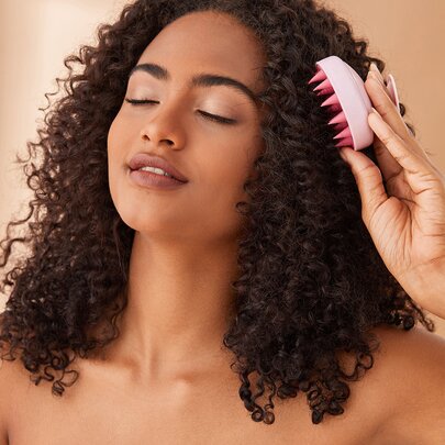 SHEIN Basic living 1 chiếc bàn chải mát xa da đầu gội đầu chà xát với lông silicon mềm cho tóc, sử dụng ướt và khô, túi, hộp đựng, lưu trữ, kẹp tóc