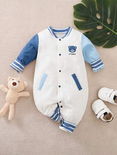 Yierying Jumpsuit mit Knöpfen vorne und Buchstaben Stickereien