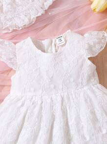 SHEIN Vestido Con Ribete De Volantes Para Bebé Niña Con Gorro - Blanco - Ver 5