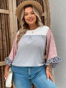 SHEIN VCAY Plus Ditsy Floral Print Colorblock Waffle Knit Top