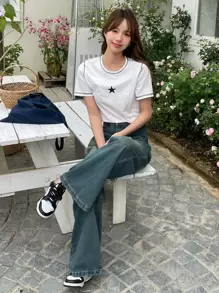 DAZY Áo thun thêu hình ngôi sao Y2k - trắng - Xem 10