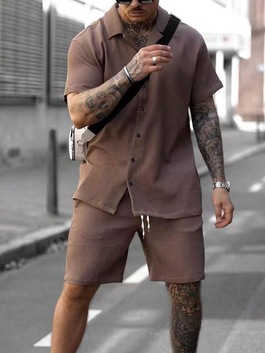 Manfinity Homme Men Solid Shirt & Drawstring Waist Shorts - Brown - View 1