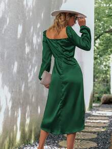 Simplee 素色雞心領口燈籠袖圍裹下擺緞面連衣裙 - 綠色 - 查看 2