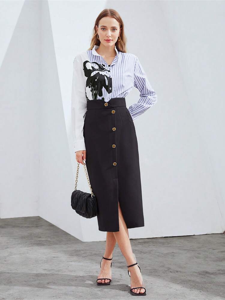 BUTTON ROSE DETAIL SKIRT