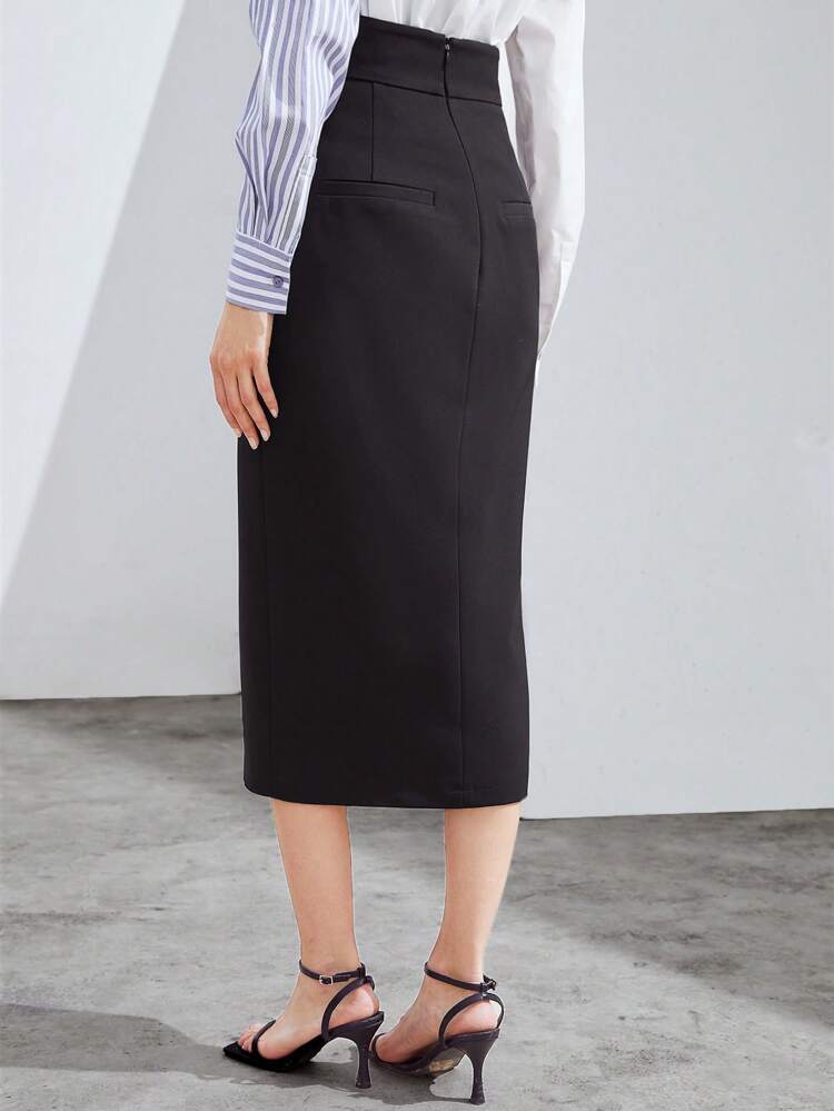 BUTTON ROSE DETAIL SKIRT