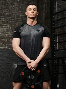 Manfinity Fitness Conjunto de pantalones cortos para hombres, camiseta deportiva de manga raglán y pantalones cortos, conjunto deportivo, conjunto de chándal, conjunto de entrenamiento, conjunto de gimnasio, conjunto de entrenamiento - Multicolor - Ver 1