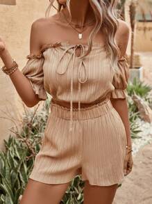 SHEIN VCAY 一字肩褶邊前繫帶上衣和短褲 - 卡其色 - 查看 3