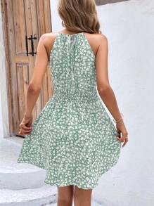 SHEIN Frenchy 碎花繞頸連衣裙 - 綠色 - 查看 2