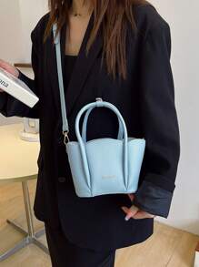 荔枝紋壓花水桶包帶內袋時尚字母圖案貝殼邊雙把手PU皮革 - 淺藍色 - 查看 1