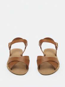 SHUZIA 人造皮革交叉平底涼鞋 - 棕色 - 查看 3