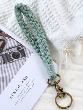Boho 1pc Women Solid Casual Style Keychain With Braided Wristlet, For Daily Life Gift Souvenir Car Accessories Bag Charm School Cute Goth Y2k Bag Accessories Lanyards With Id Holder Car Accessories Bag Charms Christmas Car Accessories Teacher Friend Sister Gift Ideas
