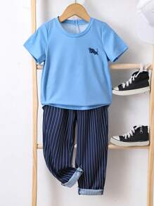 SHEIN 小男童公牛圖案T恤和條紋圖案長褲 - 藍色 - 查看 1