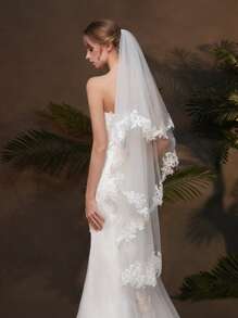 1pc Lace Medium Style Floral Embroidery Mesh Bridal Veil With Hair Comb Wedding Veil For Bride Dress