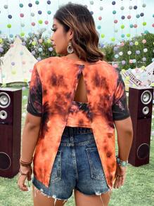 Flirla Áo thun hở lưng họa tiết Tie Dye Cut Out dành cho nữ - trái cam - Xem 2