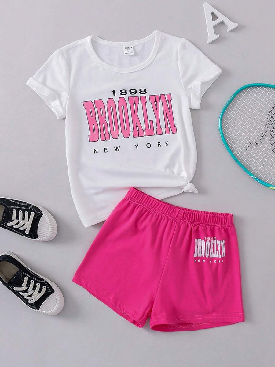 SHEIN 女小童字母圖案運動休閒街頭風短袖T恤和短褲2入組/套適合夏天 - 彩色 - 查看 1