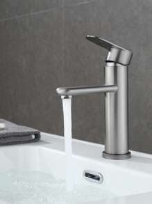 1 pieza Grifo de babero aleación de zinc simple gris 2 en 1 para cuarto de baño - Gris - Ver 1