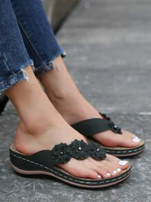 女士花朵裝飾夾腳時尚黑色坡跟涼鞋