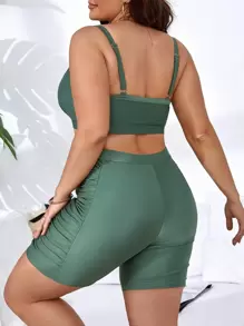 SHEIN Swim Curve 大码单色比基尼套装褶皱胸围无钢圈文胸和短裤 2 件套比基尼夏季海滩 - 綠色 - 查看 2