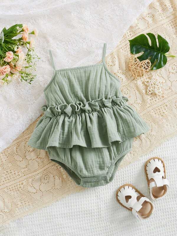 SHEIN X Madison Bebé Body de tirantes ribete con fruncido peplum