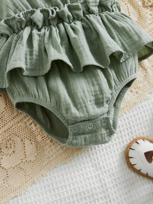 SHEIN X Madison Bebé Body de tirantes ribete con fruncido peplum