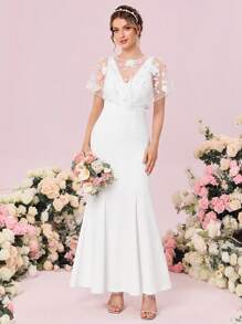 SHEIN Belle Floral Embroidery Mesh Mermaid Hem Satin Wedding Dress - White - View 1