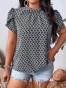 Calvaya 大碼滿版印花花瓣袖襯衫 - 黑與白 - 查看 5