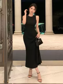 DAZY 素色背心連衣裙 - 黑色 - 查看 1