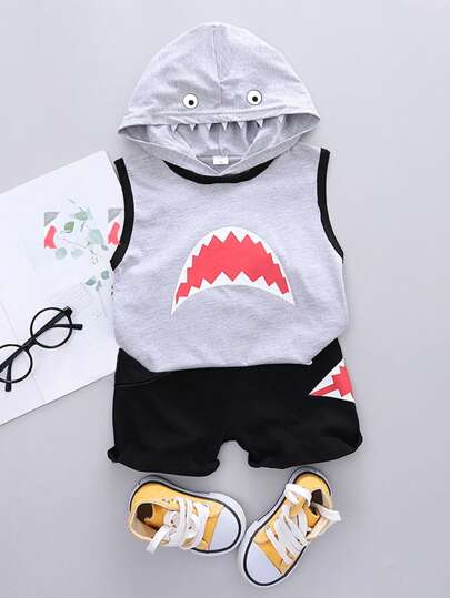 SHEIN Toddler Boys Cartoon Graphic Hooded Tank Top With Shorts