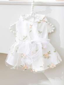 1入組花卉刺繡寵物連衣裙適用於狗狗和貓適合夏天 - 彩色 - 查看 2