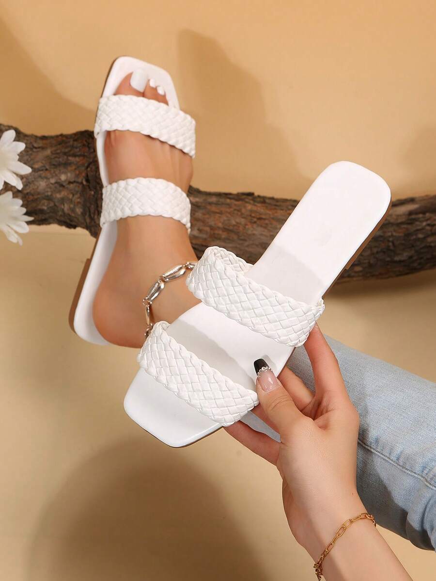 Dép lê đi nghỉ mát cho nữ, dép đế bằng hai quai có chi tiết tết bím, thích hợp cho trang phục đi biển, trang phục mùa hè. - trắng - Xem 1