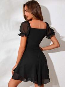 RueChic Sweetheart Neck Flounce Sleeve Ruched Bust A-line Dress - màu đen - Xem 2