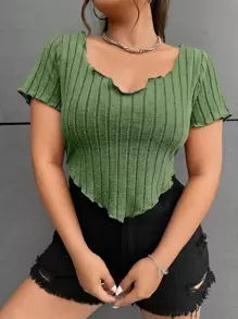 SHEIN EZwear 大碼木耳邊手帕下擺T恤 - 綠色 - 查看 5