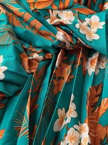 SHEIN Holidaya Plus Floral Print Pleated Skirt - Green - View 5